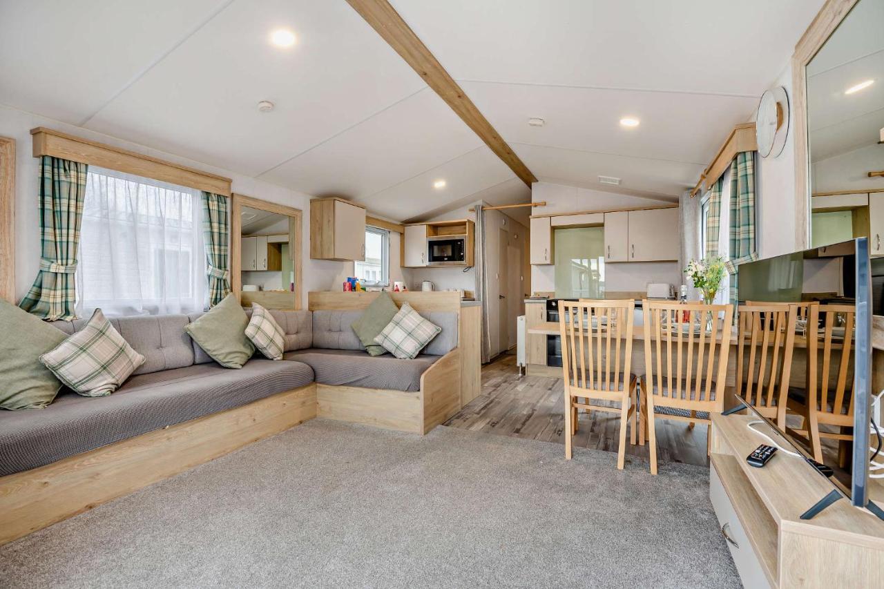 Sea La Vie Lodge, Rockley Park Holiday Park, Poole, Dorset Экстерьер фото