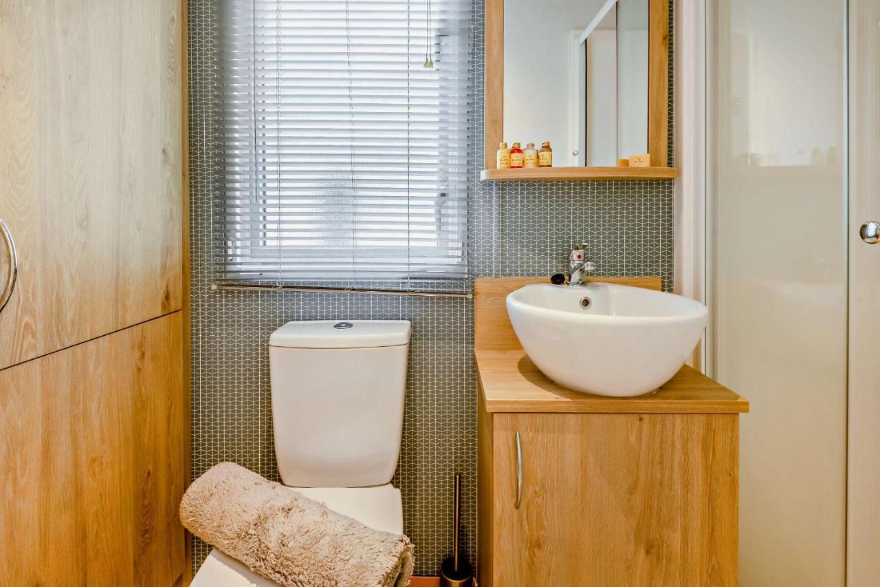 Sea La Vie Lodge, Rockley Park Holiday Park, Poole, Dorset Экстерьер фото