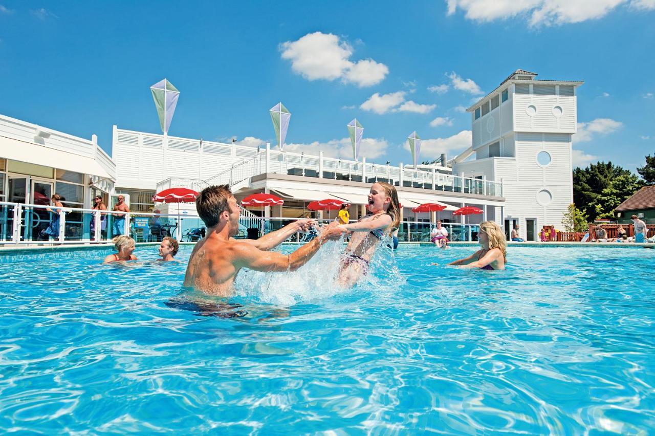 Sea La Vie Lodge, Rockley Park Holiday Park, Poole, Dorset Экстерьер фото